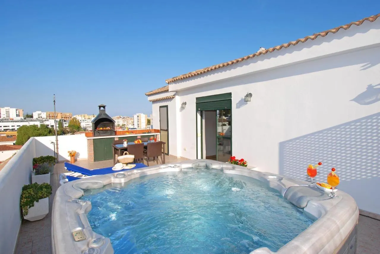 Isla De Benalmadena 1, Jacuzzi, 80M From The Sea, Ac, Bbq, Private Parking, Big Terrace Apartment Spain