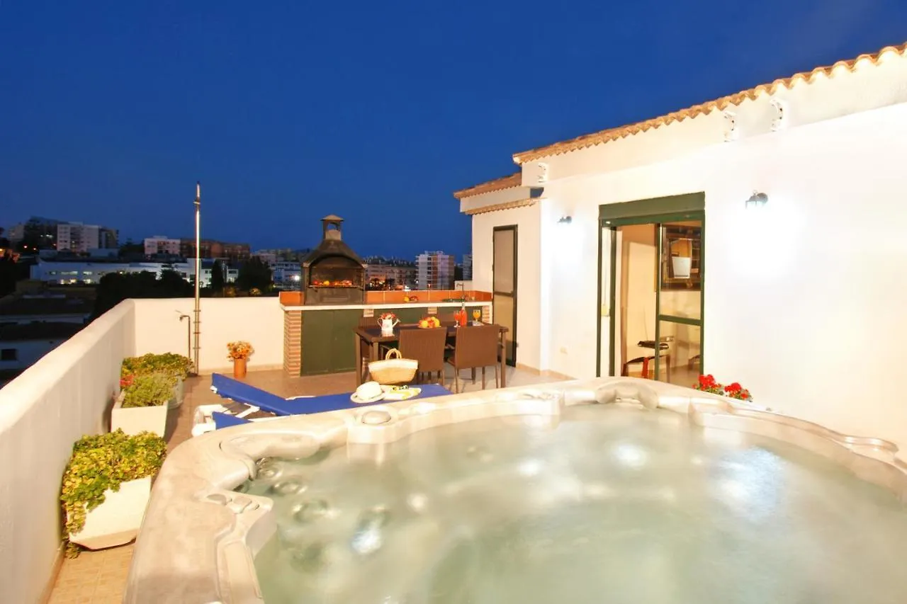 Isla De Benalmadena 1, Jacuzzi, 80M From The Sea, Ac, Bbq, Private Parking, Big Terrace Apartment 0*,