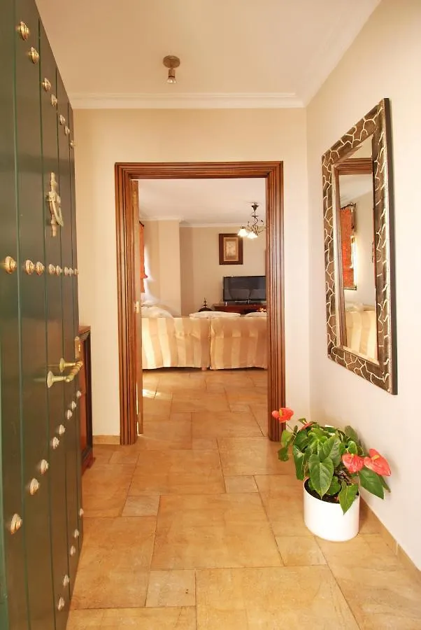 Isla De Benalmadena 1, Jacuzzi, 80M From The Sea, Ac, Bbq, Private Parking, Big Terrace Apartment