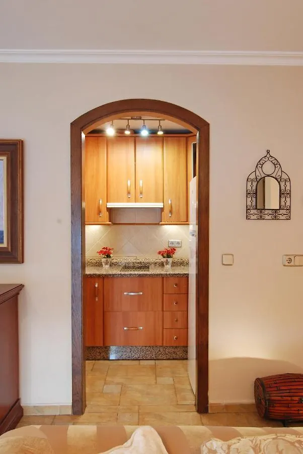 Isla De Benalmadena 1, Jacuzzi, 80M From The Sea, Ac, Bbq, Private Parking, Big Terrace Apartment