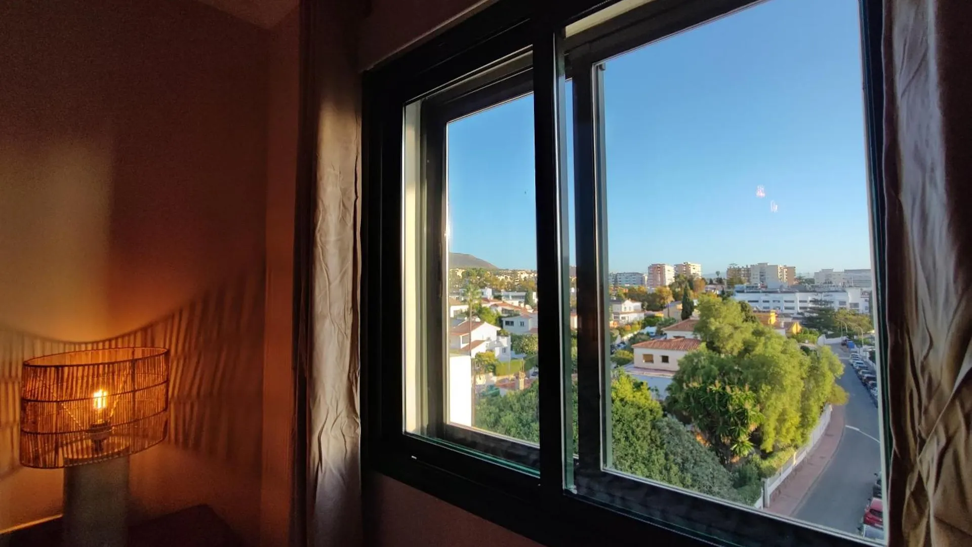 Isla De Benalmadena 1, Jacuzzi, 80M From The Sea, Ac, Bbq, Private Parking, Big Terrace Apartment
