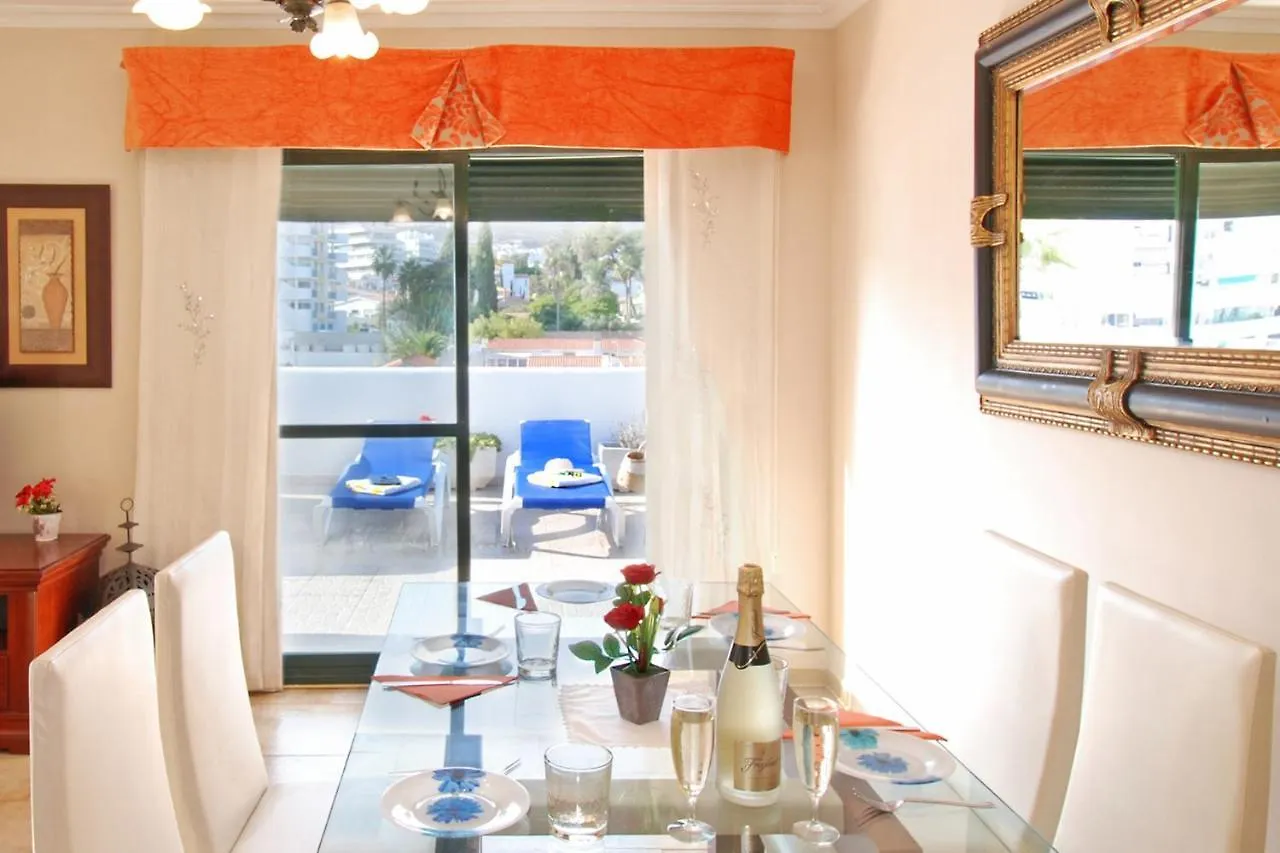 Ferienwohnung Isla De Benalmadena 1, Jacuzzi, 80M From The Sea, Ac, Bbq, Private Parking, Big Terrace Apartment