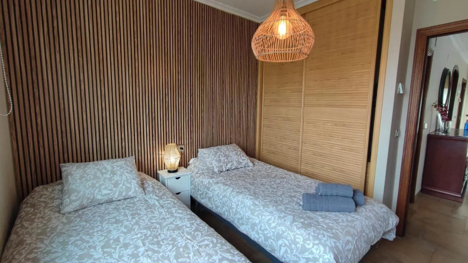 Ferienwohnung Isla De Benalmadena 1, Jacuzzi, 80M From The Sea, Ac, Bbq, Private Parking, Big Terrace Spanien
